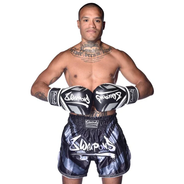 8 Weapons Muay Thai Shorts Shift Black-Matt - Image 3