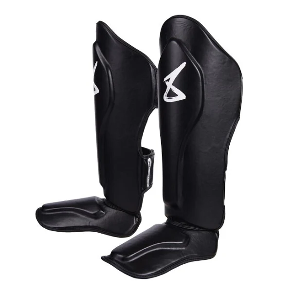 8 Weapons Shin Guard Pure Black - Image 2