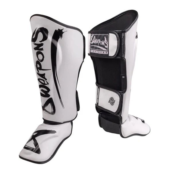 8 Weapons Shin Guards Unlimited 2.0 White-Black