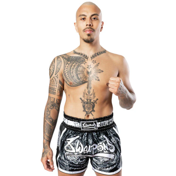 8 Weapons Shorts Carbon Sak Yant Tigers Black - Image 3