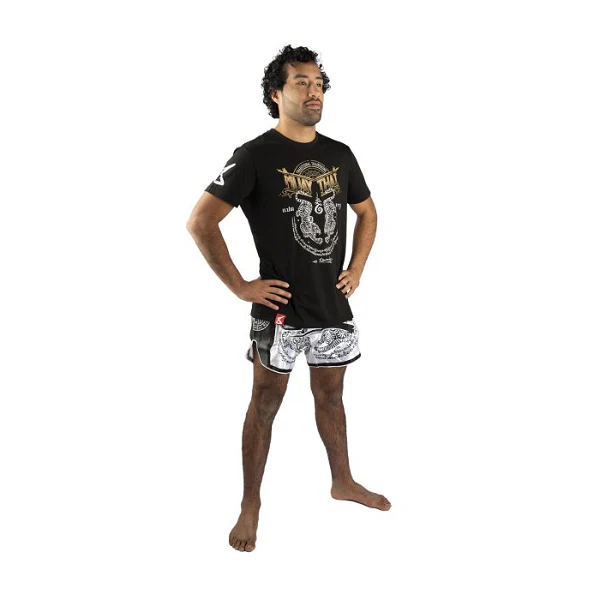 8 Weapons T-Shirt Sak Yant Tigers Black - Image 4