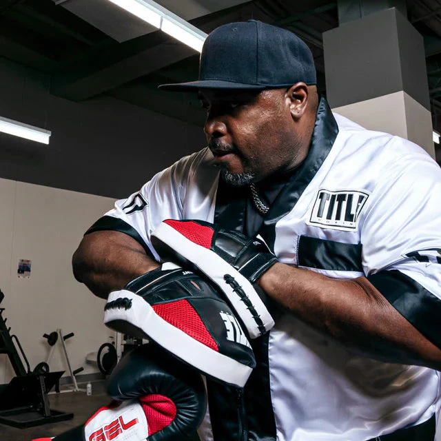 Title Boxing Aerovent Excel Incredi Focus Mitts 2.0 - Image 9
