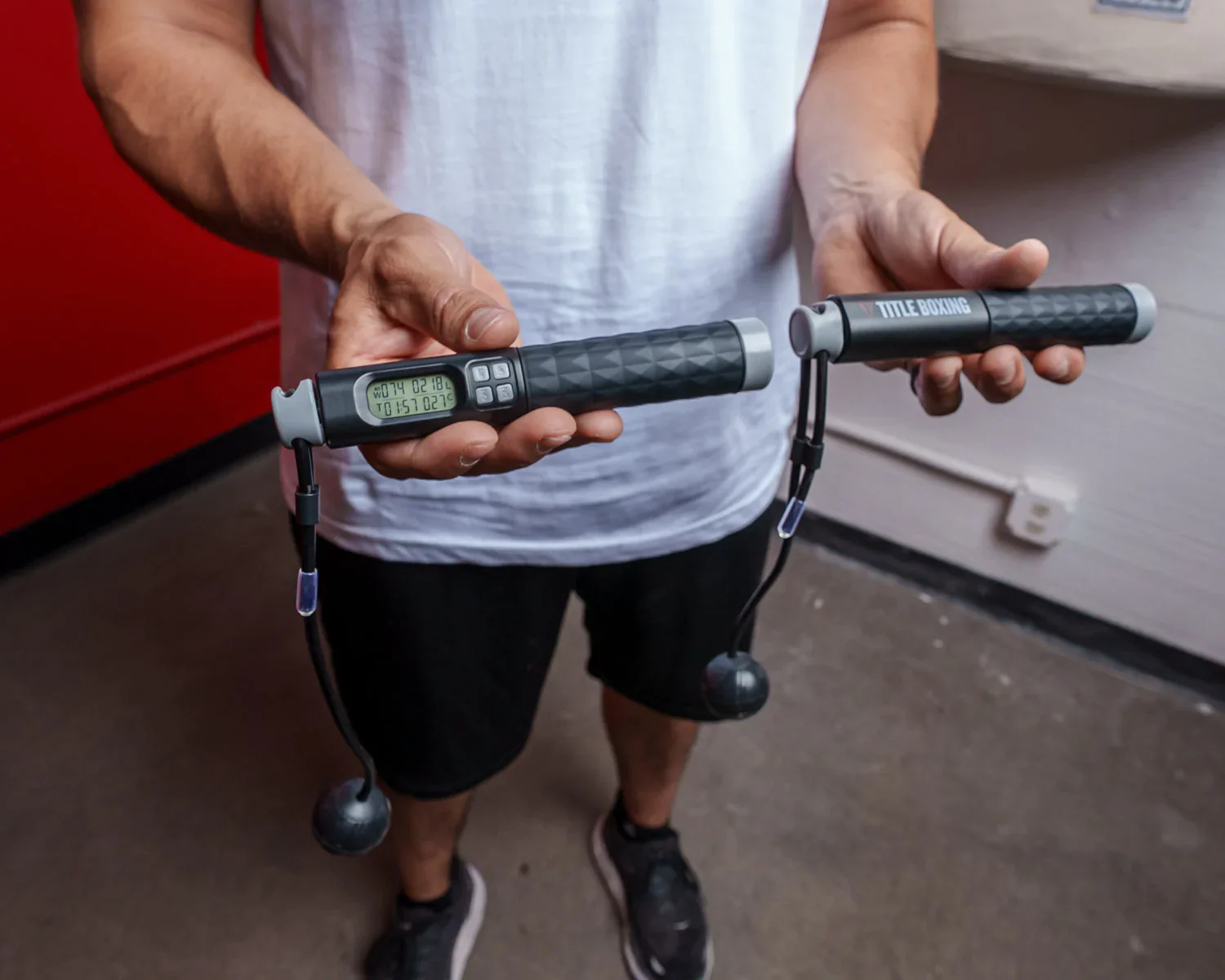 Title Boxing Smart Electronic Count Jump Rope - Image 3